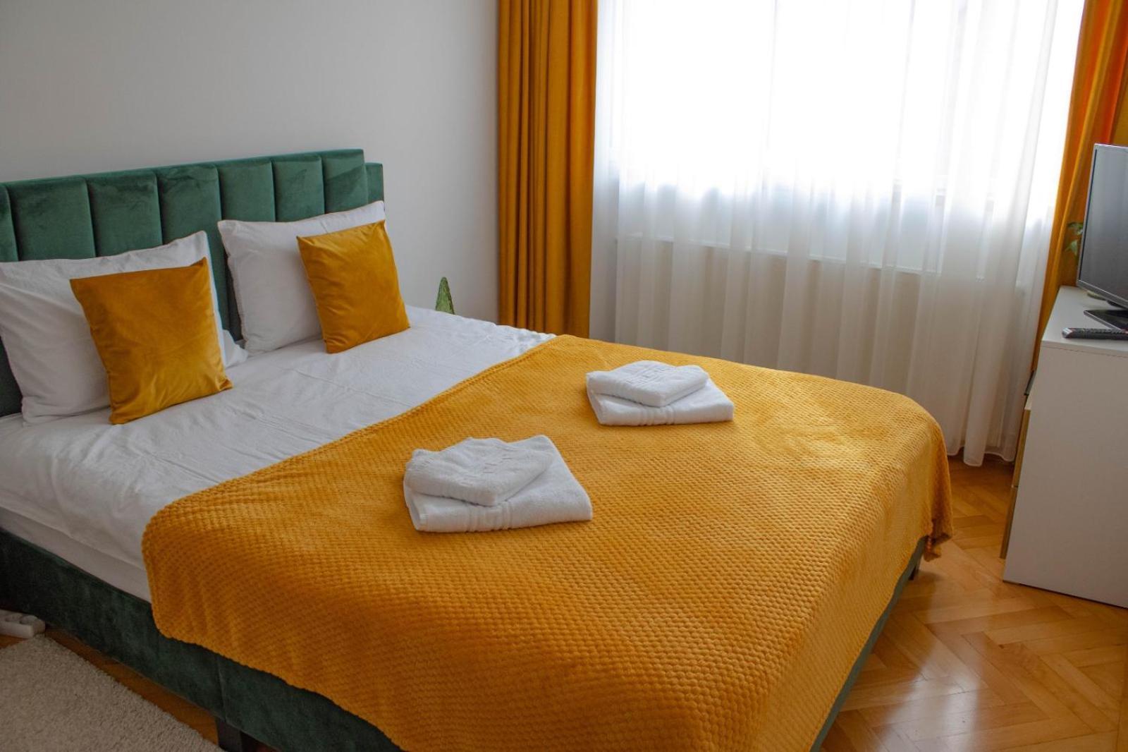 Apartament Aleea Minerva Braşov Esterno foto
